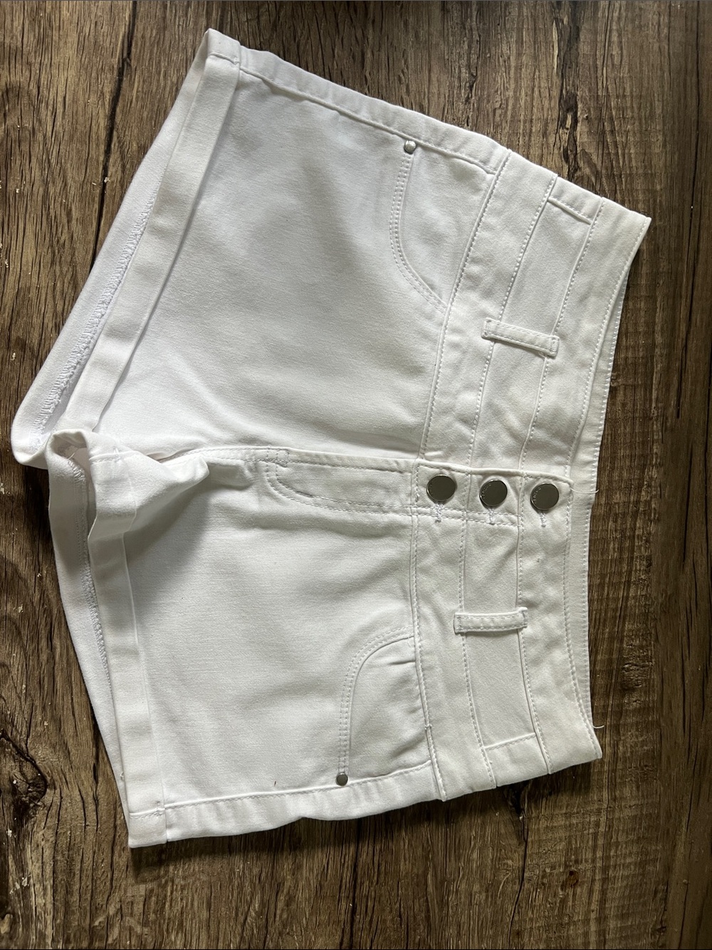 Refuge Women’s High-Rise White Denim Shorts